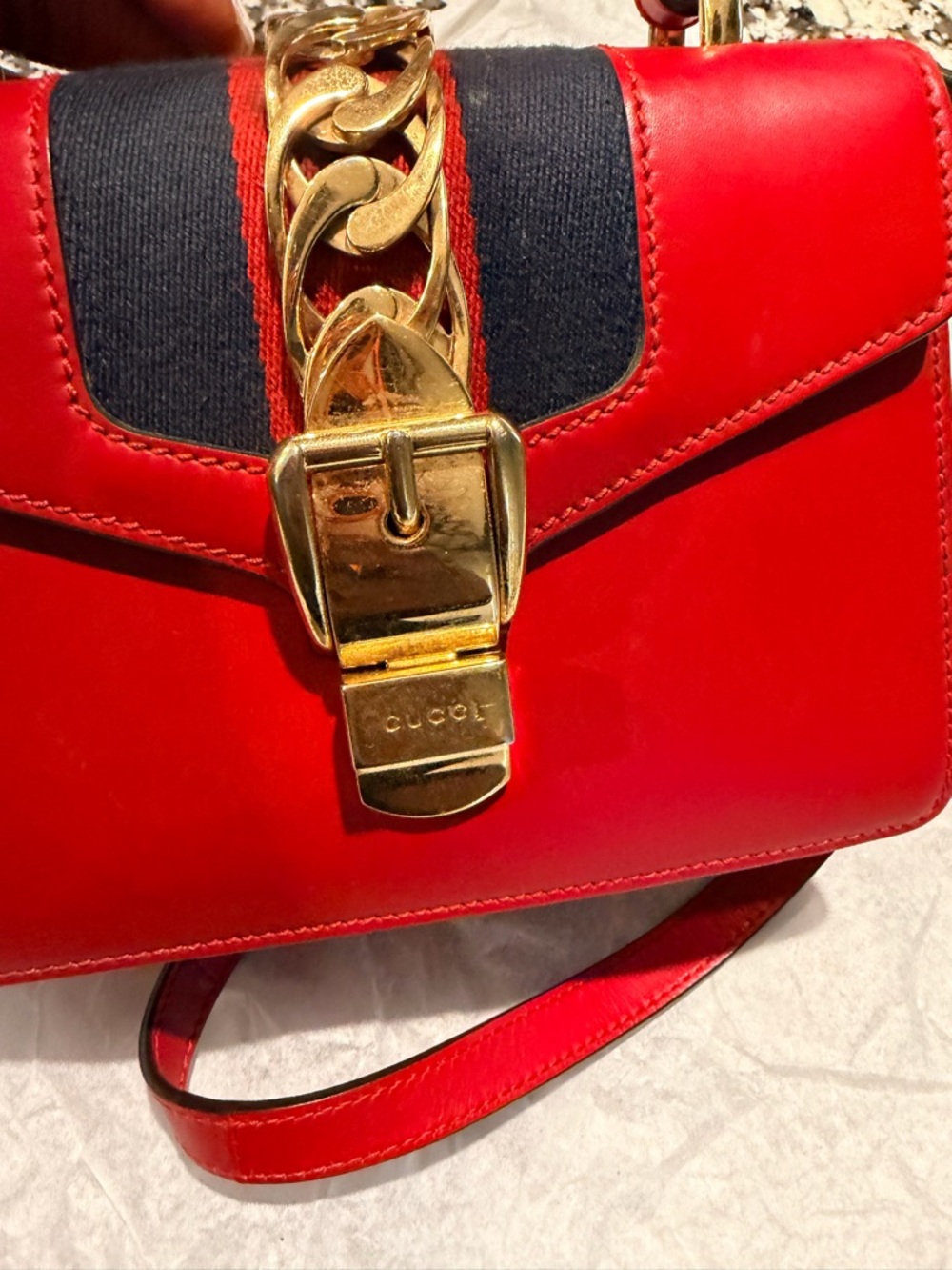 Gucci Red Leather Satchel with Gold Chain and Navy Trim - Picture 4 of 7